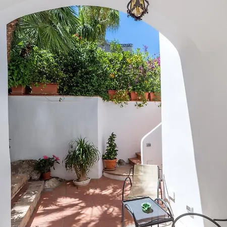 I Tre Soli Apartments By Caprirooms Exterior foto