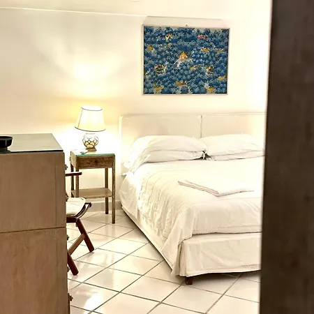 I Tre Soli Apartments By Caprirooms Exterior foto