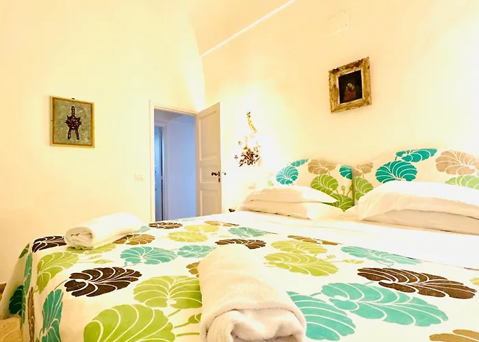 I Tre Soli Apartments By Caprirooms